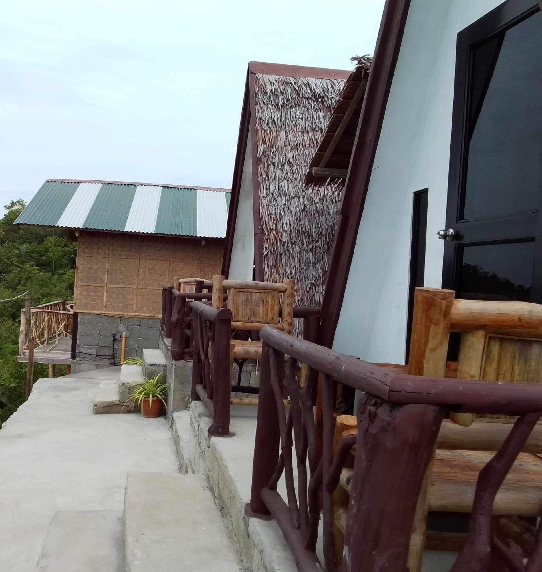 Thornton'S Sea View Cafe & Guesthouse Siquijor Exterior foto